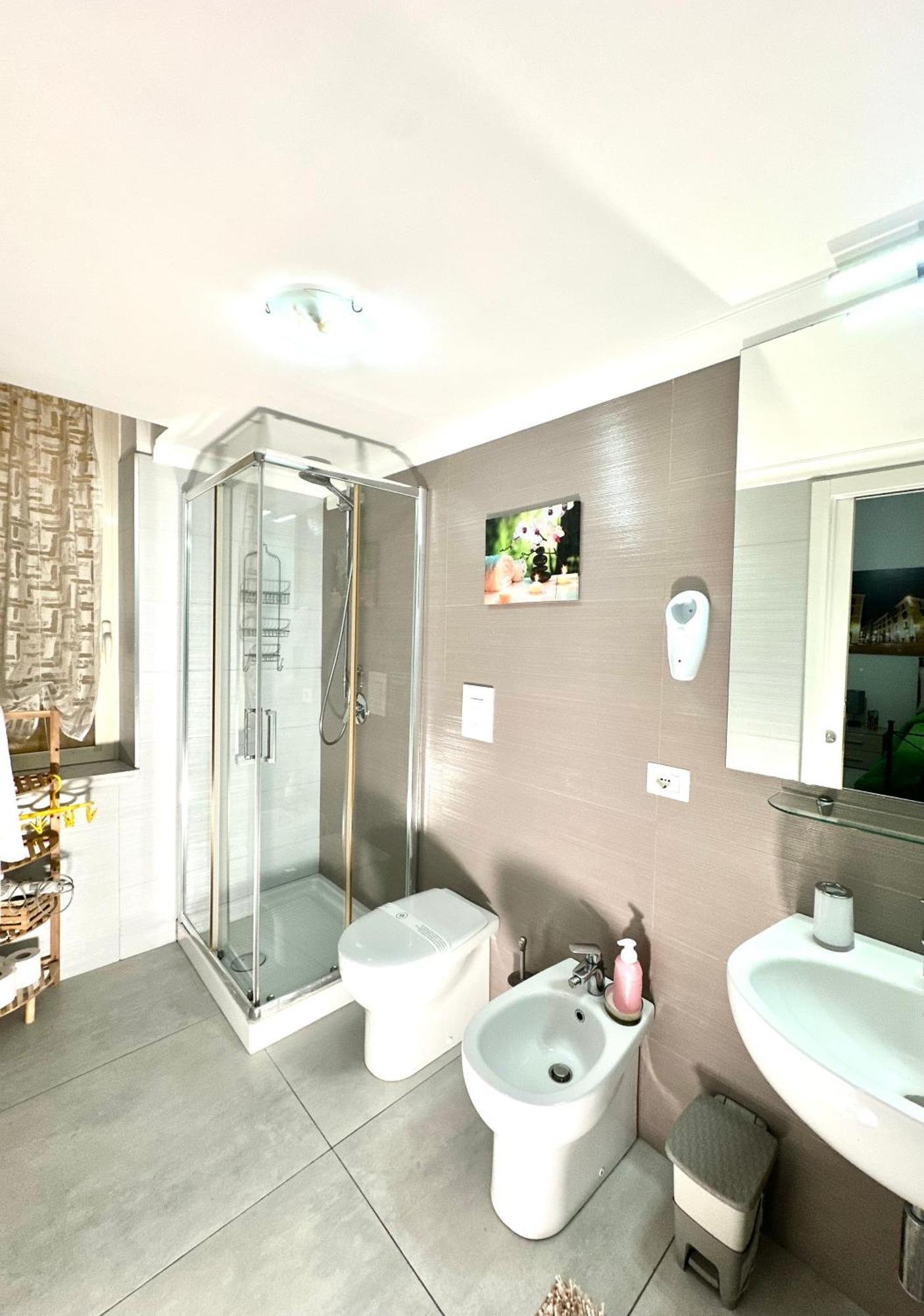 Tuttoincentro Bed & Breakfast Salerno Ngoại thất bức ảnh