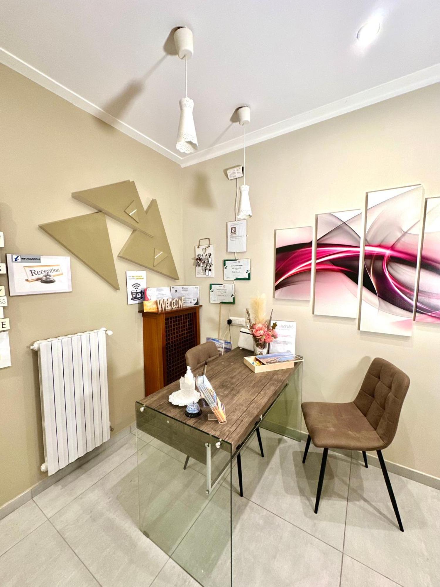 Tuttoincentro Bed & Breakfast Salerno Ngoại thất bức ảnh