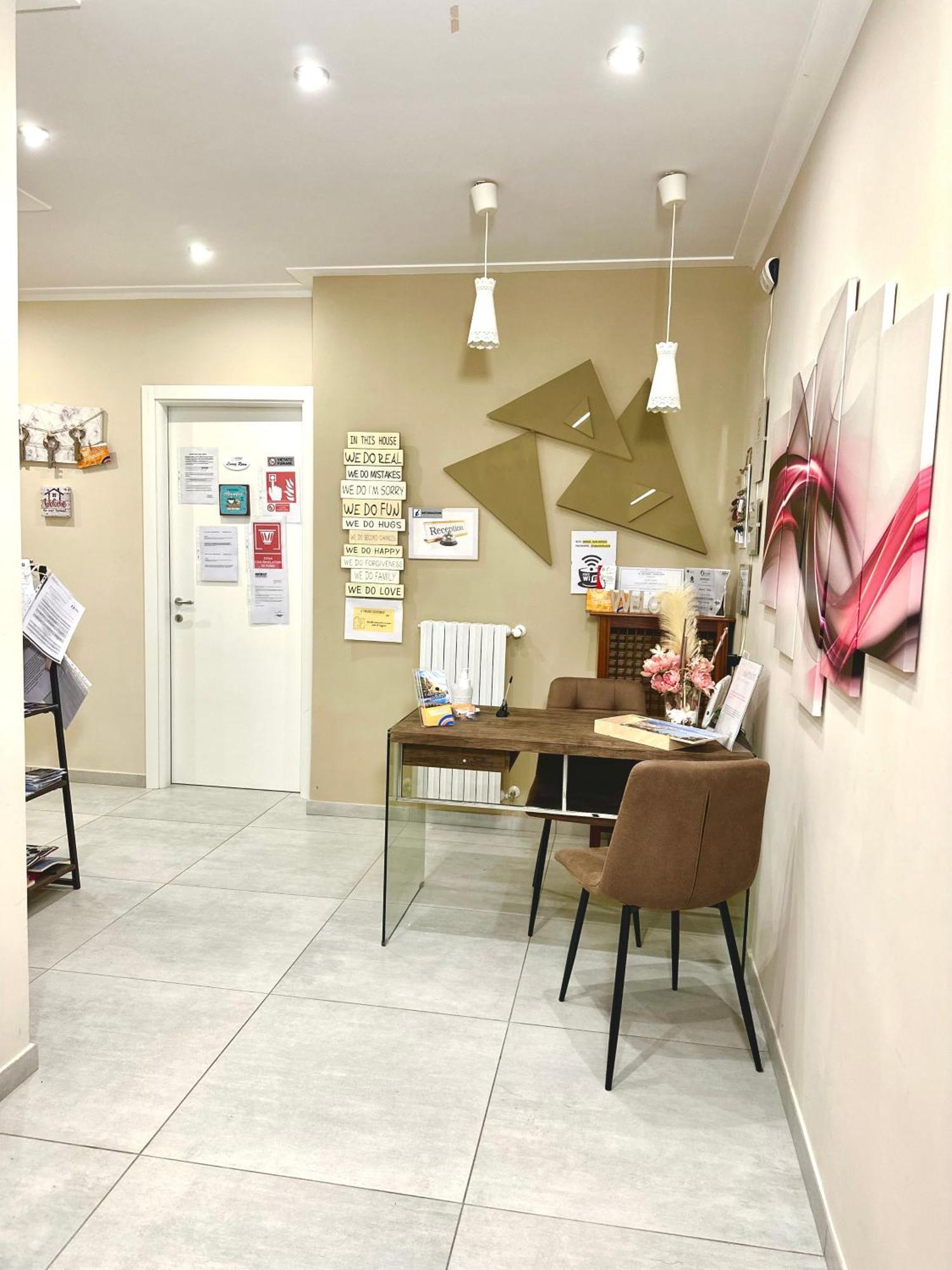 Tuttoincentro Bed & Breakfast Salerno Ngoại thất bức ảnh