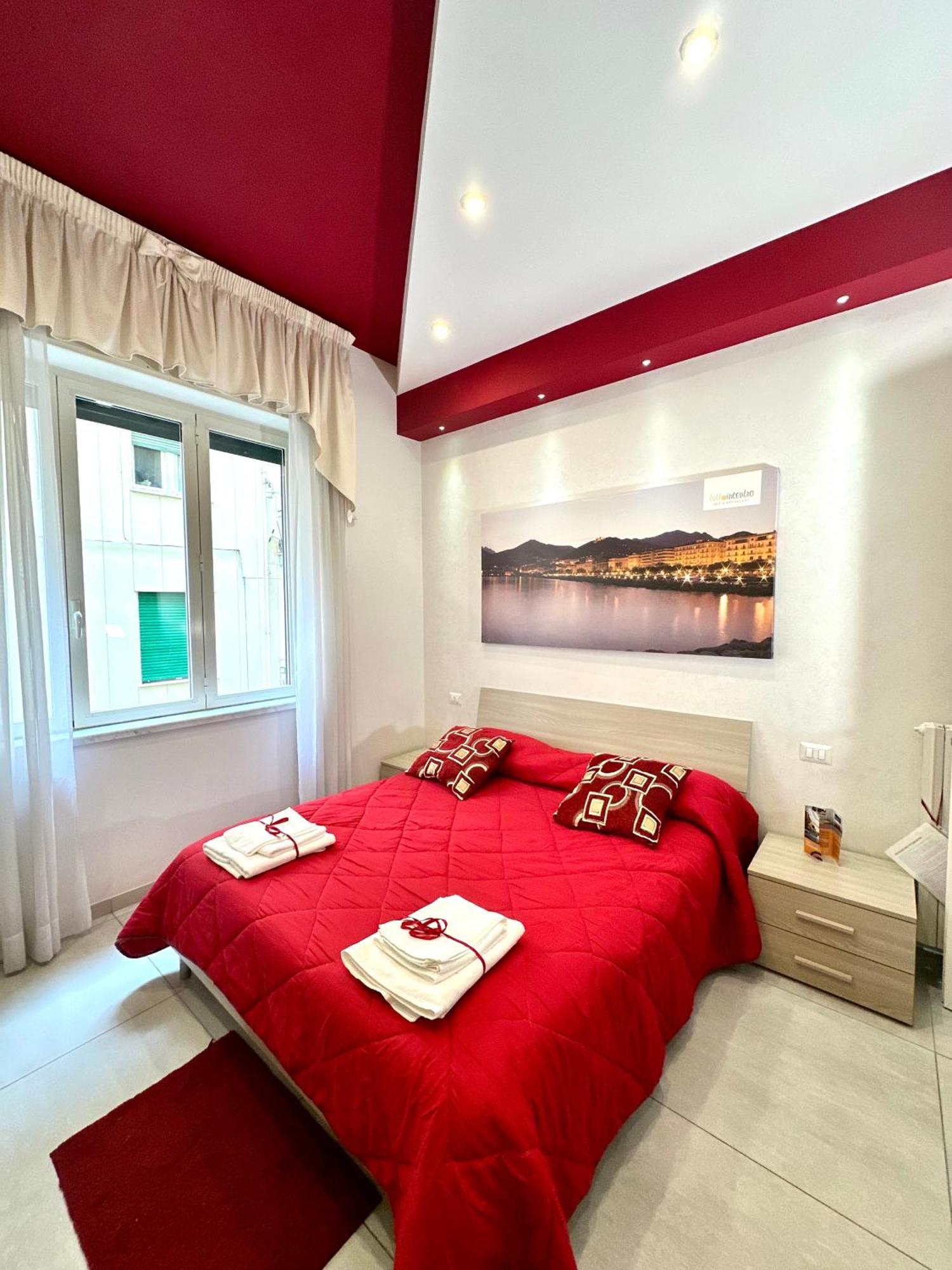 Tuttoincentro Bed & Breakfast Salerno Ngoại thất bức ảnh